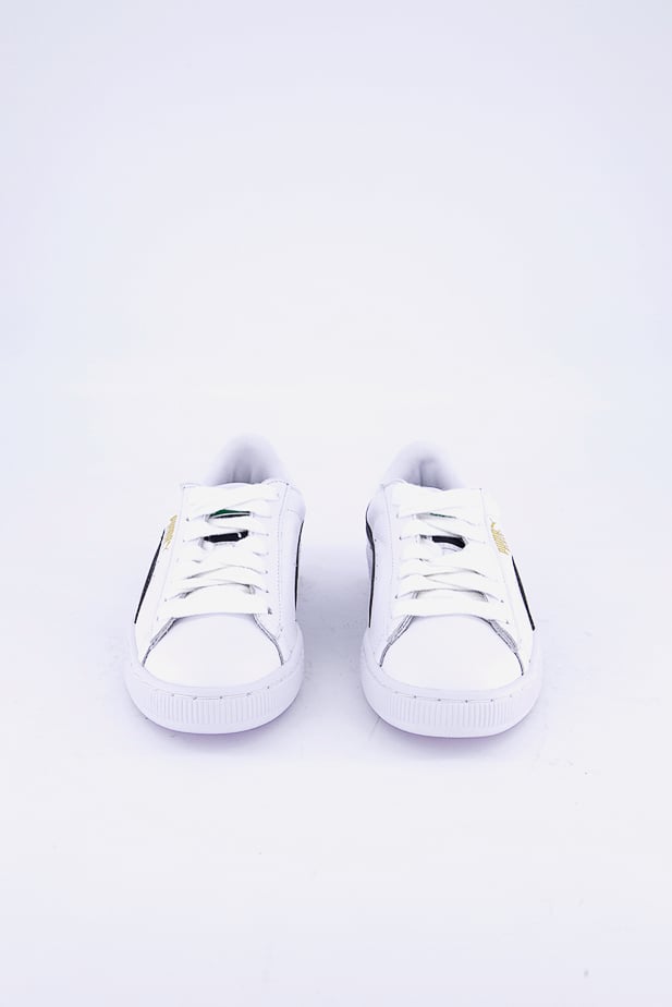 PUMA Junior Boys Basket Classic Shoes, White - Image 2